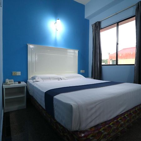 Hotel Sri Puchong Sdn Bhd Exterior foto