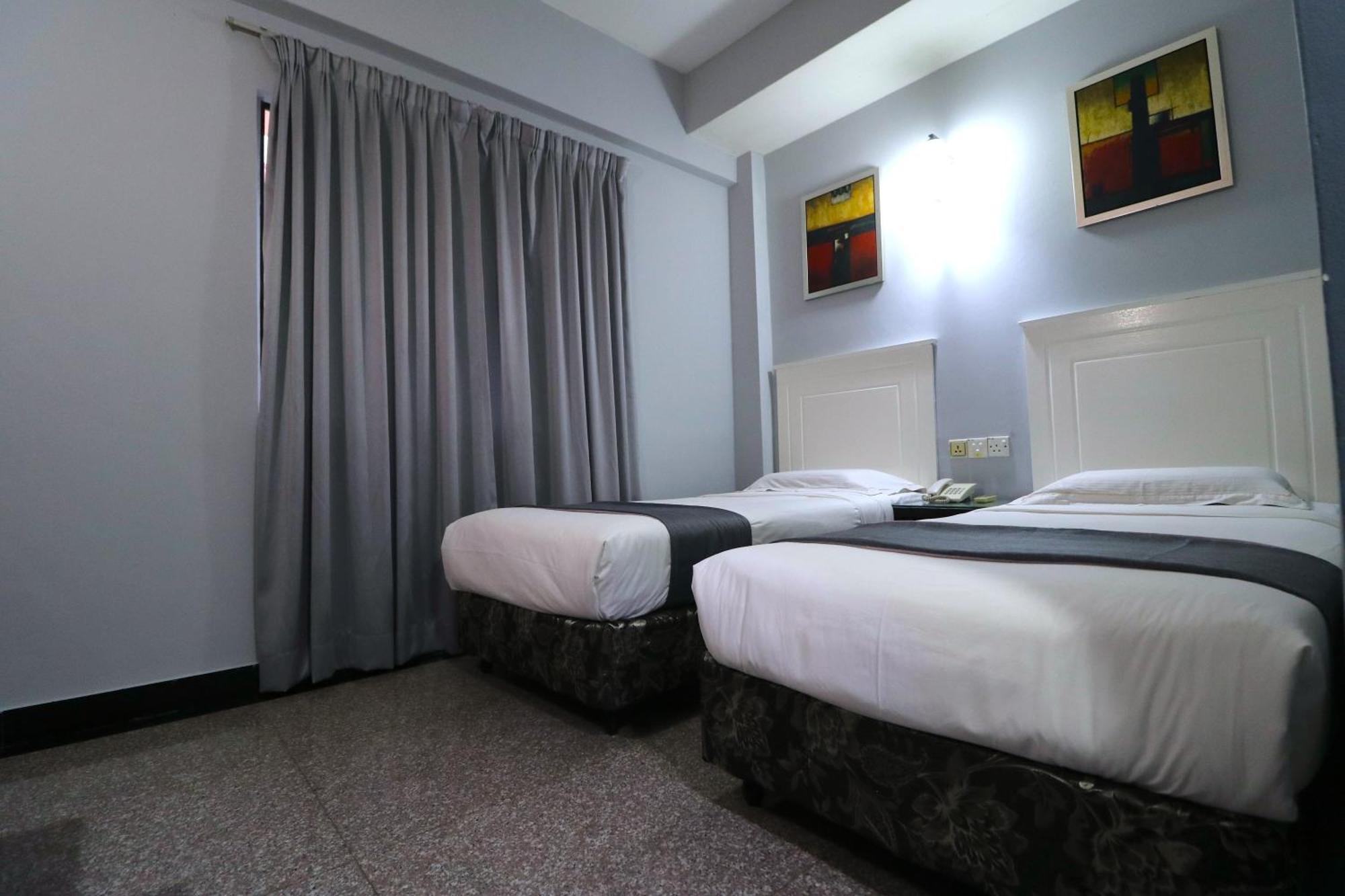 Hotel Sri Puchong Sdn Bhd Exterior foto