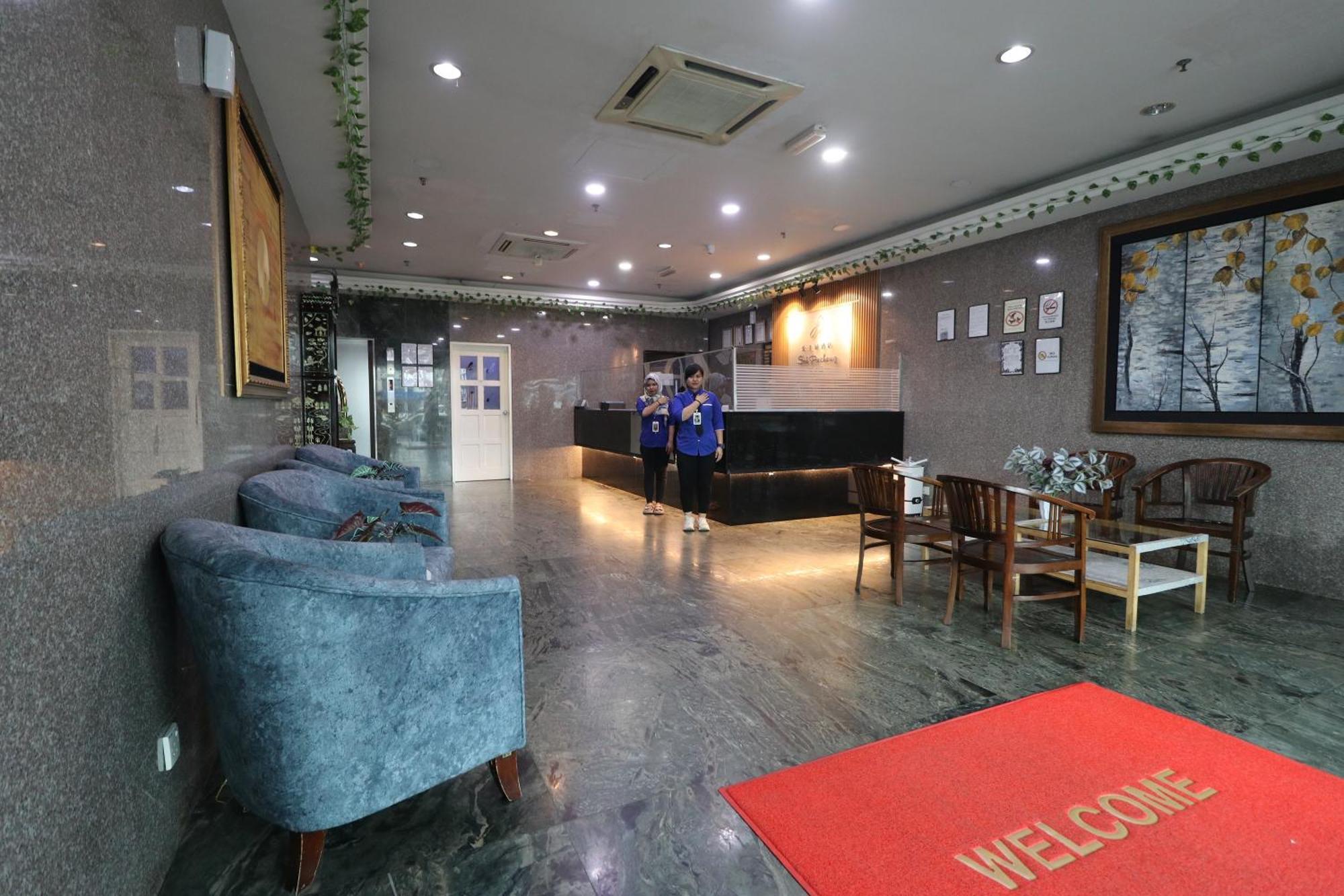 Hotel Sri Puchong Sdn Bhd Exterior foto